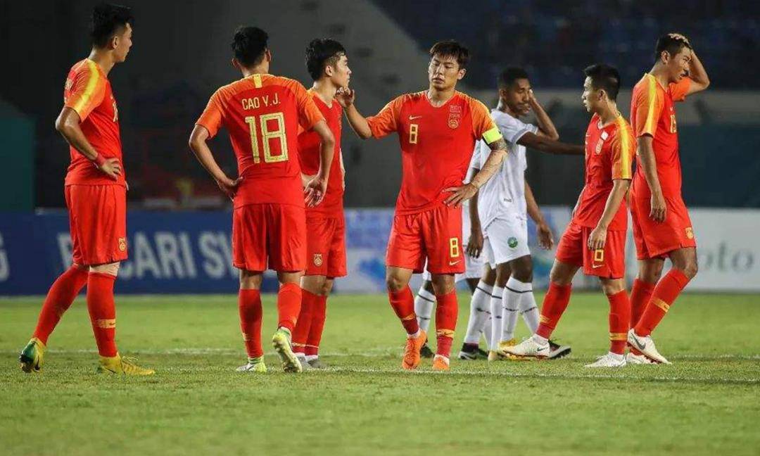 塞蒂恩刚从国安下课就官宣执教欧冠豪门！同时邀请张源和张玉宁入队留洋，古加意外领衔